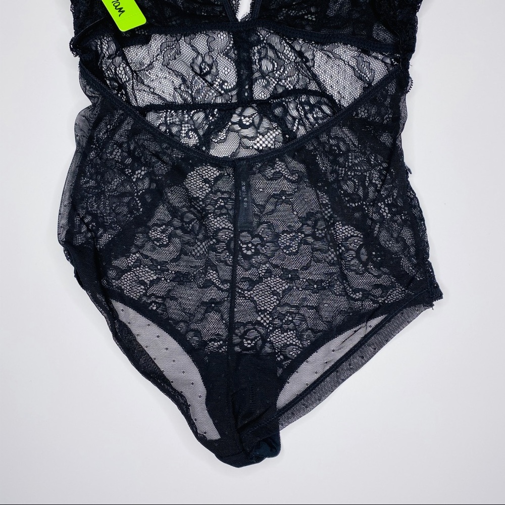 NWT! Sam Edelman Cap Sleeve Lace Bodysuit! - Picture 8 of 10